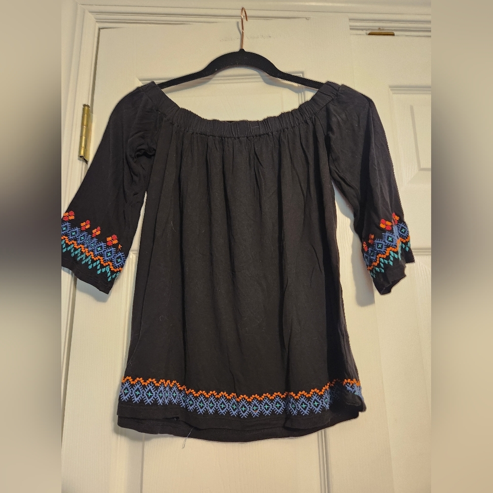LOFT Off the shoulder blouse S